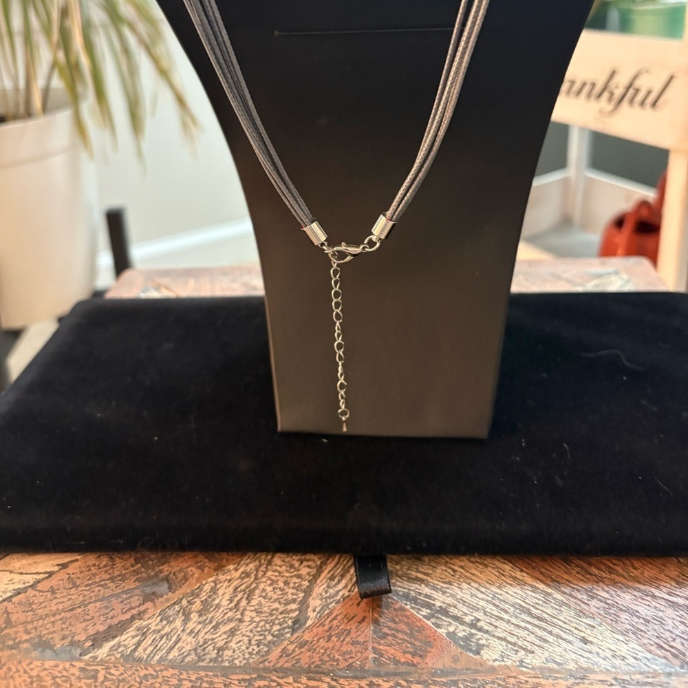 Elegant 5 Strand Gray and Silver 17-inch Silicone Cord Necklace - Picture 3 of 14